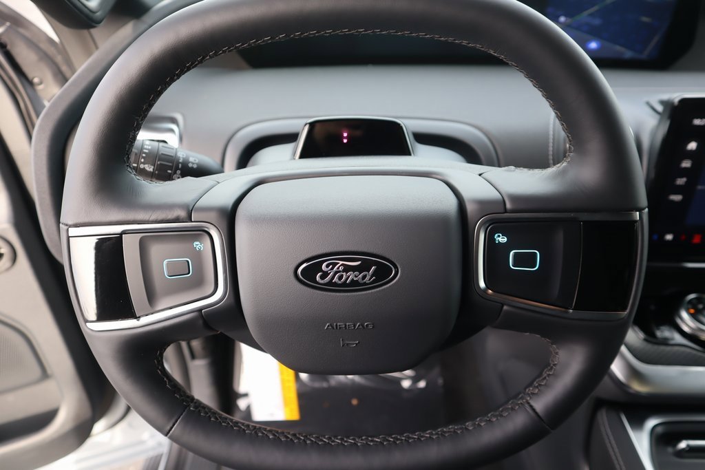 New 2026 Ford Expedition Platinum w/ Stealth Appearance Package image 3