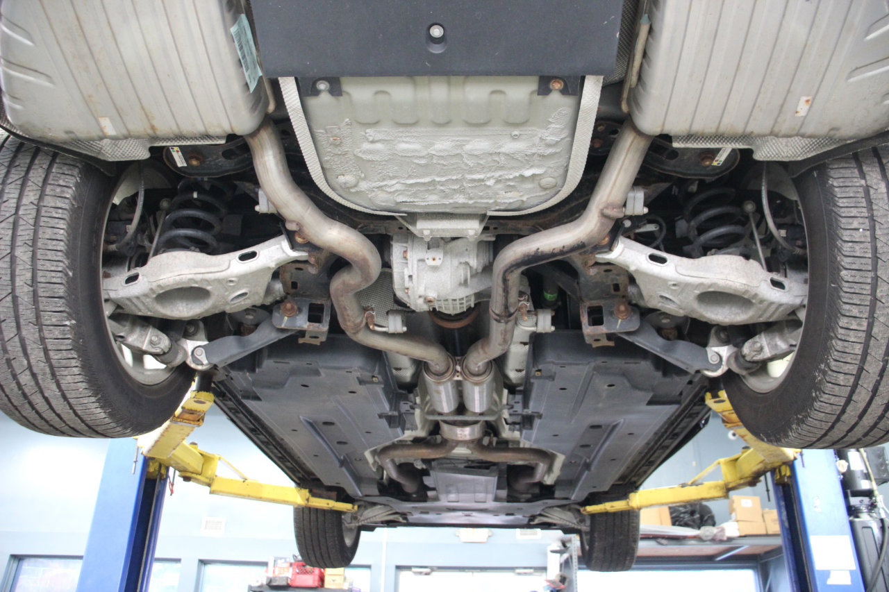 Used 2018 Jaguar F-PACE Prestige image 96