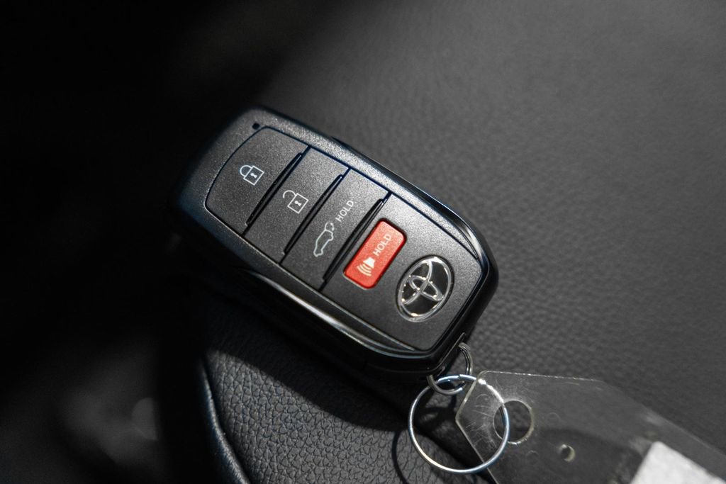 New 2026 Toyota Grand Highlander XLE image 43