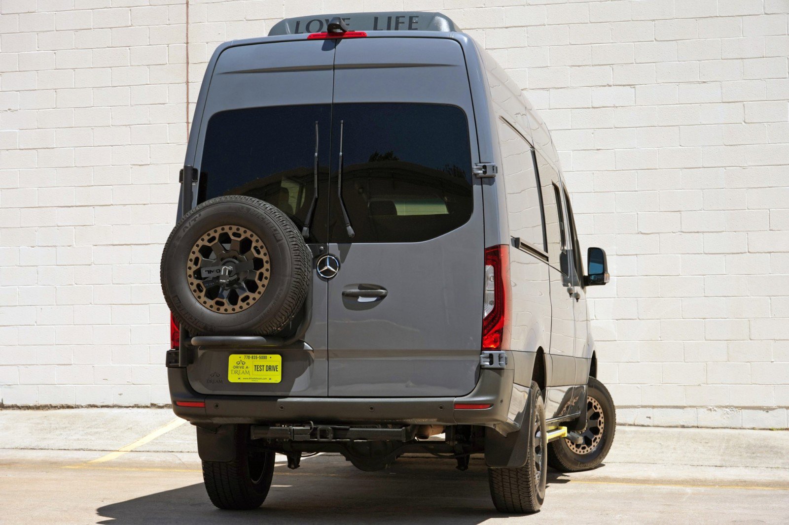 Used 2021 Mercedes-Benz Sprinter 2500 w/ Comfort Plus Package image 5