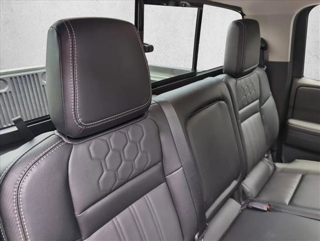 Used 2024 Nissan Frontier SL w/ Technology Package AWD/4WD image 22