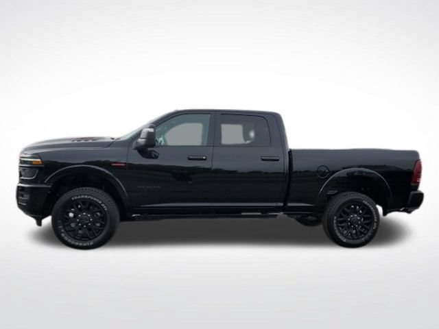 Used 2025 RAM 2500 Limited AWD/4WD image 2