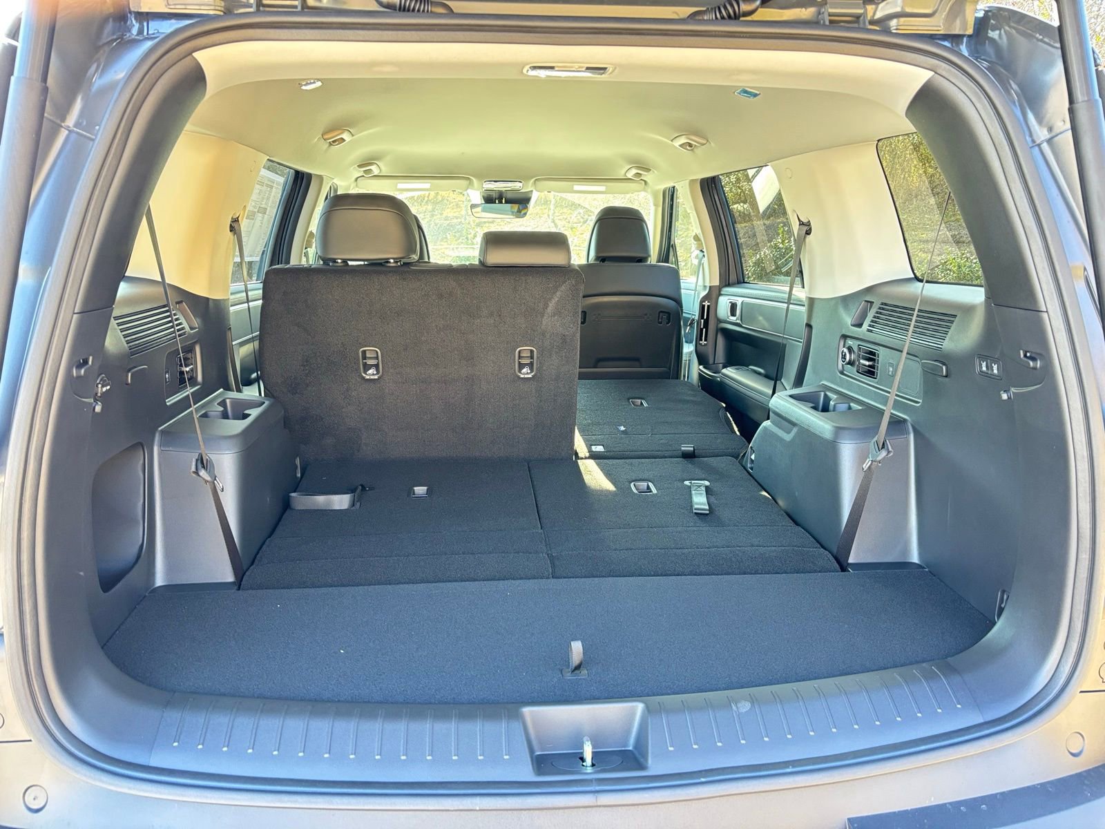 New 2026 Hyundai Santa Fe SEL FWD image 17