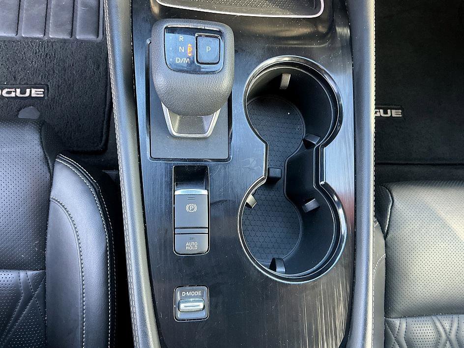 Certified 2021 Nissan Rogue Platinum image 21