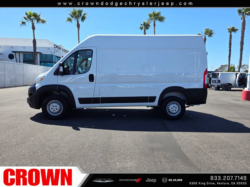 Used 2024 RAM ProMaster 1500 w/ Safety Group FWD image 4