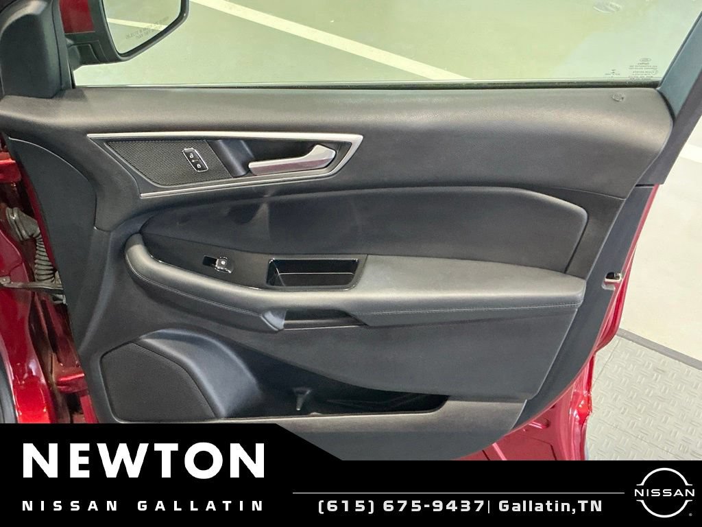Used 2019 Ford Edge SEL w/ Equipment Group 201A AWD/4WD image 45