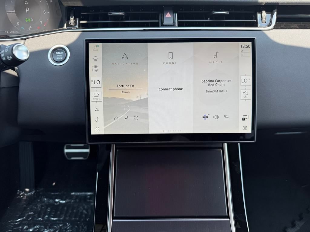 New 2026 Land Rover Range Rover Evoque Dynamic SE image 22