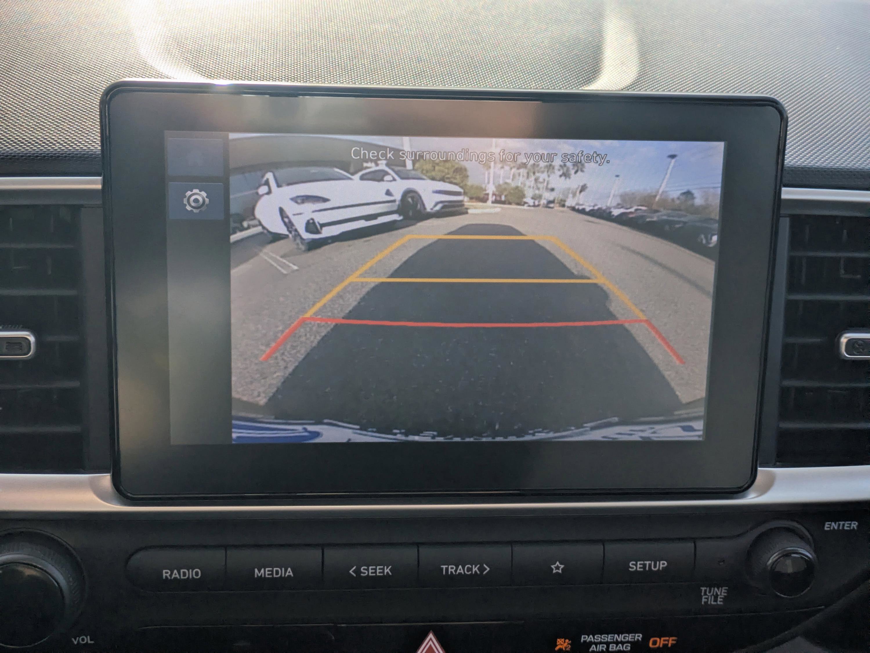 Certified 2024 Hyundai Venue SEL image 22