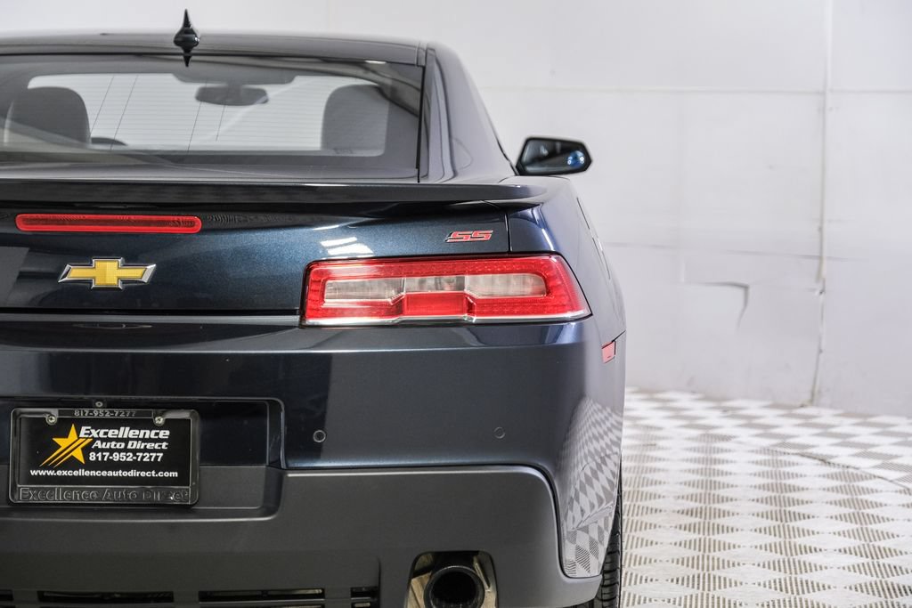 Used 2014 Chevrolet Camaro SS w/ RS Package RWD image 48