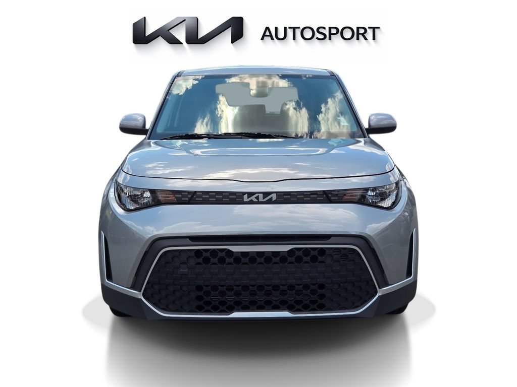 Certified 2023 Kia Soul S FWD image 2