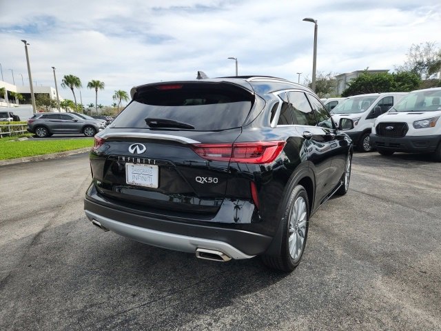 Used 2025 INFINITI QX50 Luxe image 7