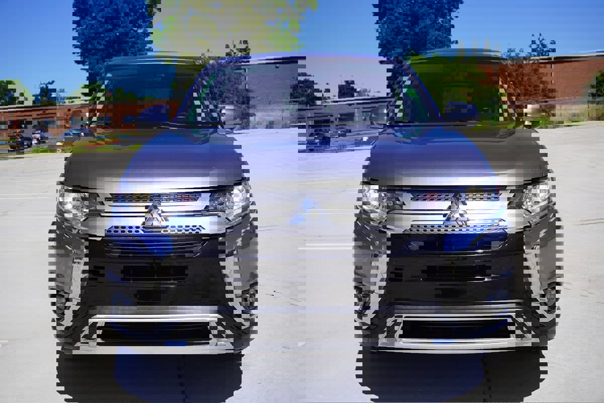 Used 2019 Mitsubishi Outlander SE image 7