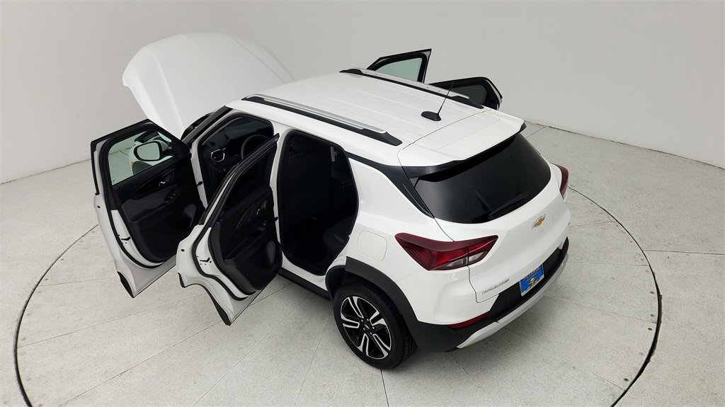 Certified 2024 Chevrolet TrailBlazer LT w/ Driver Confidence Package image 43