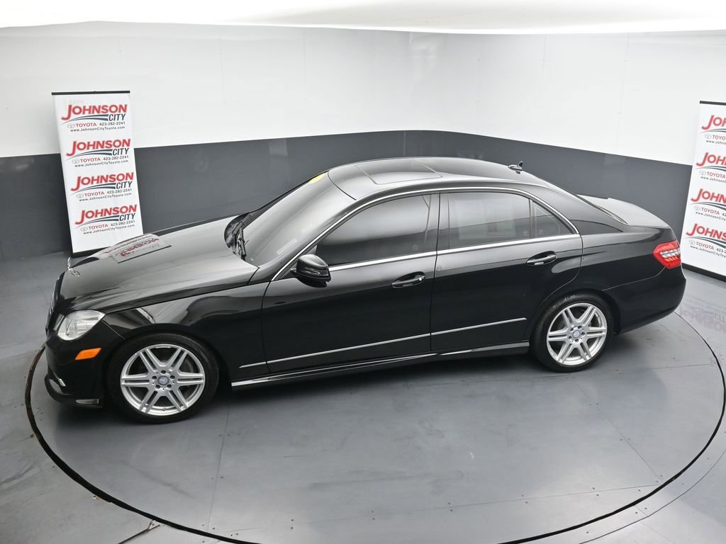 Used 2011 Mercedes-Benz E 350 Sedan image 27