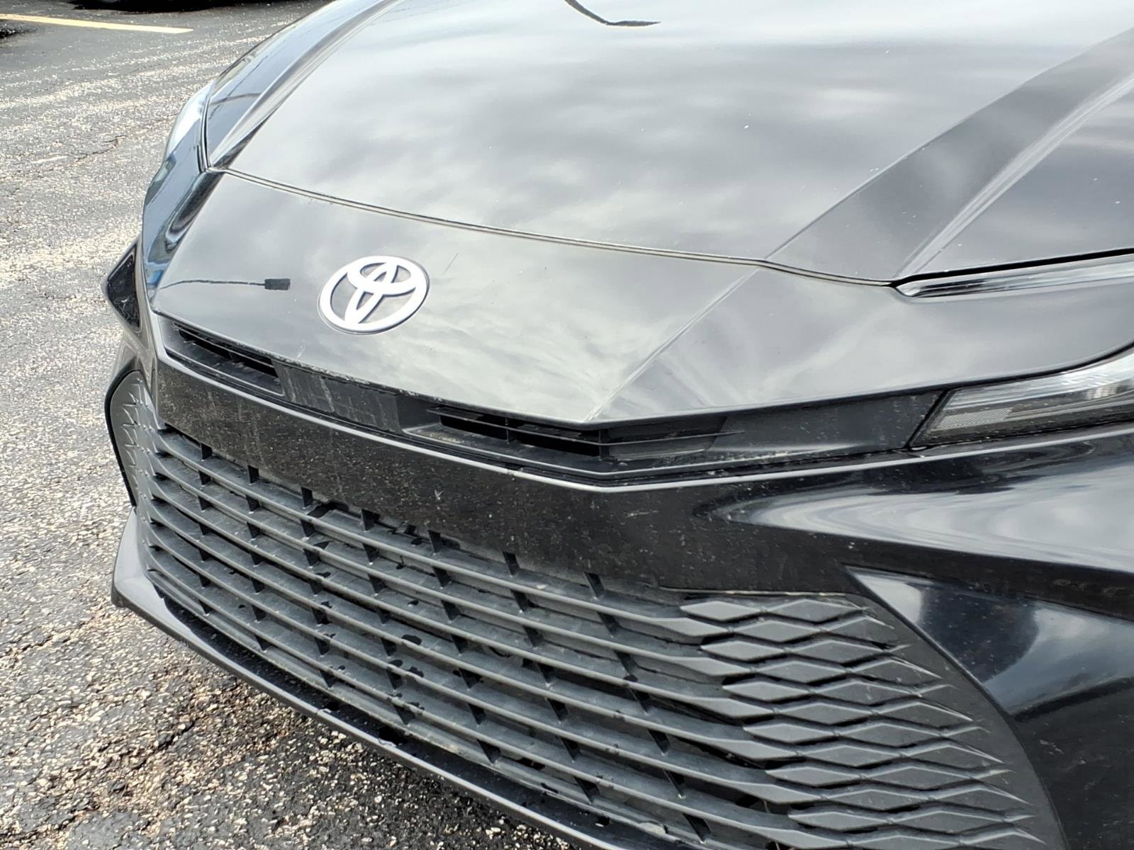 Used 2025 Toyota Camry LE image 36