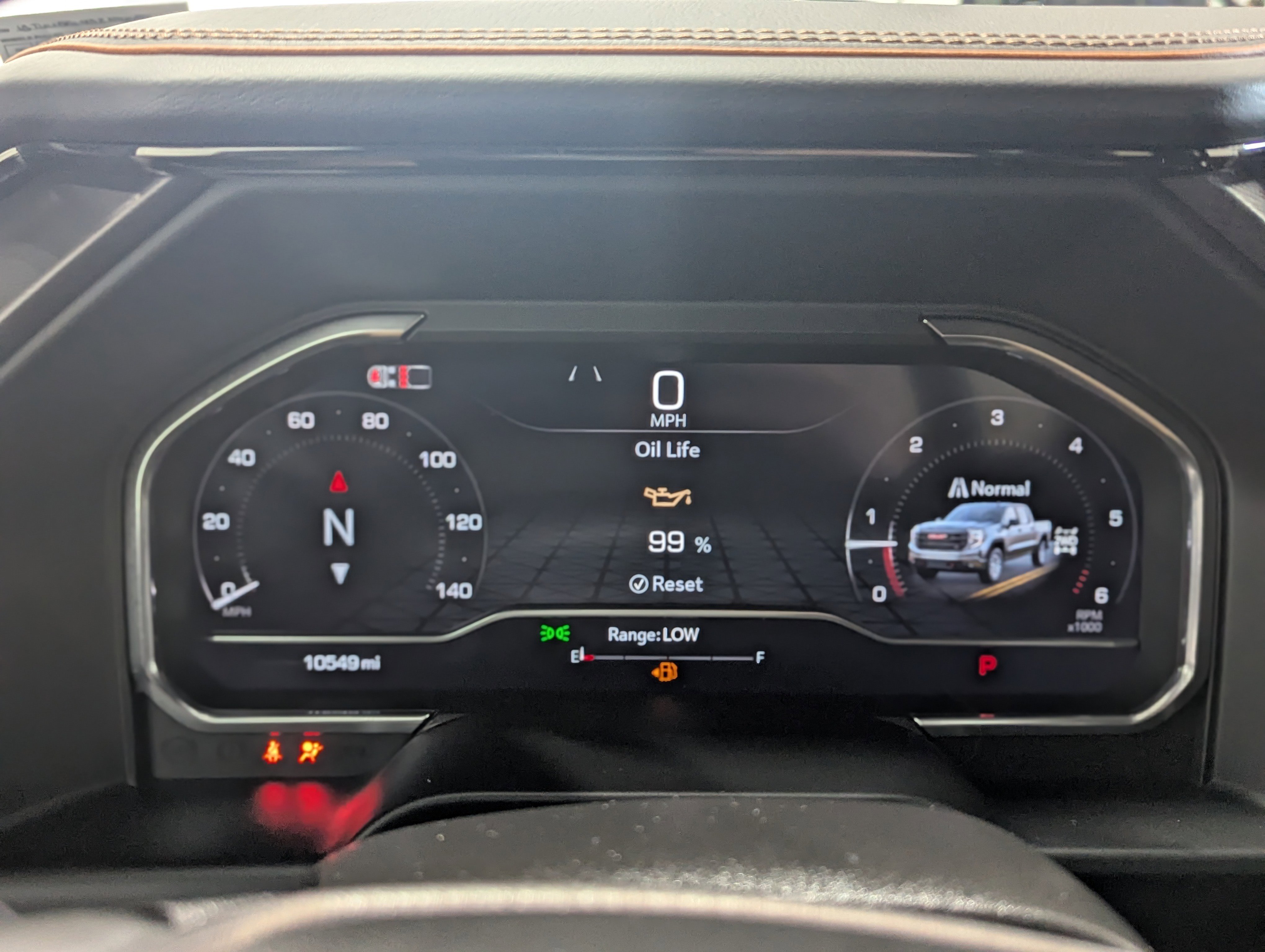 Used 2025 GMC Sierra 1500 AT4 w/ AT4 Premium Package AWD/4WD image 16