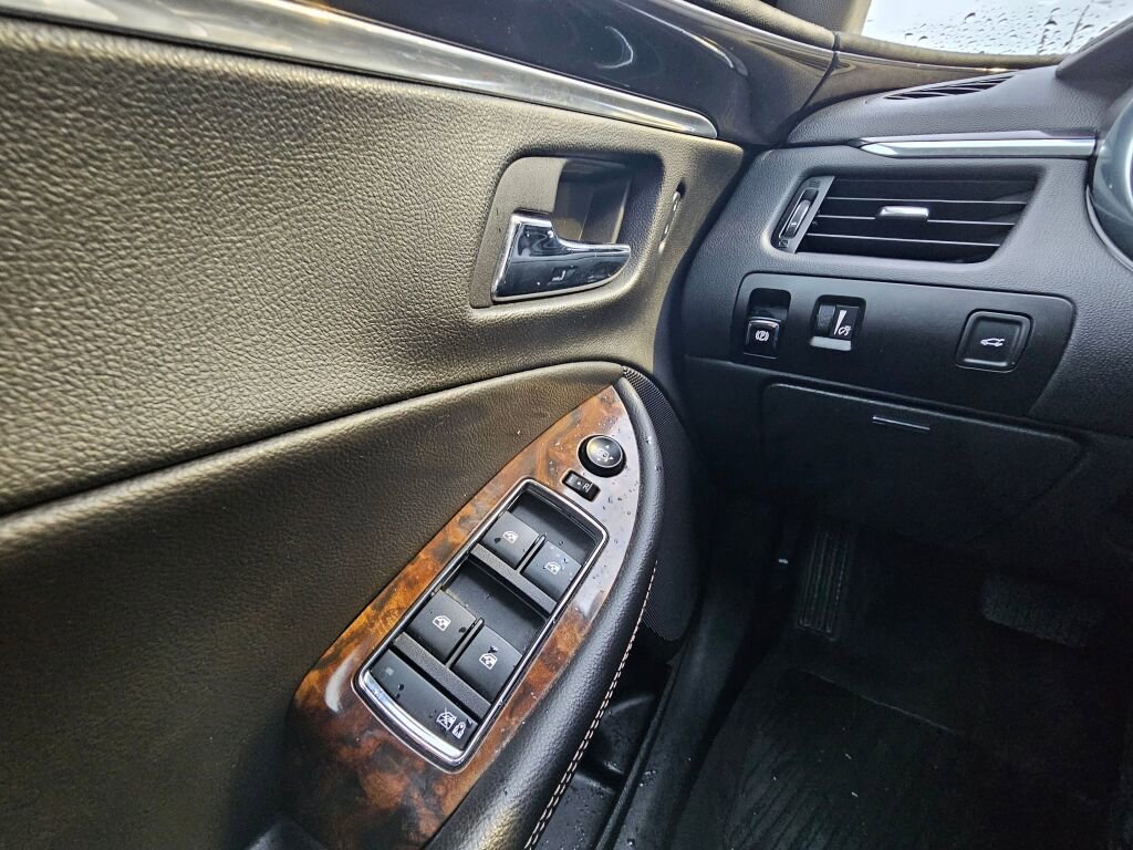 Used 2015 Chevrolet Impala LT FWD image 33