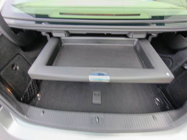 Used 2014 Mercedes-Benz E 250 BlueTEC Sedan image 62