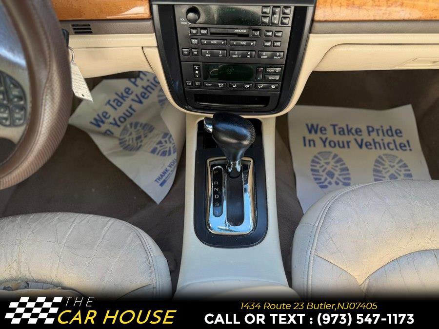 Used 2001 Lincoln Continental FWD image 18