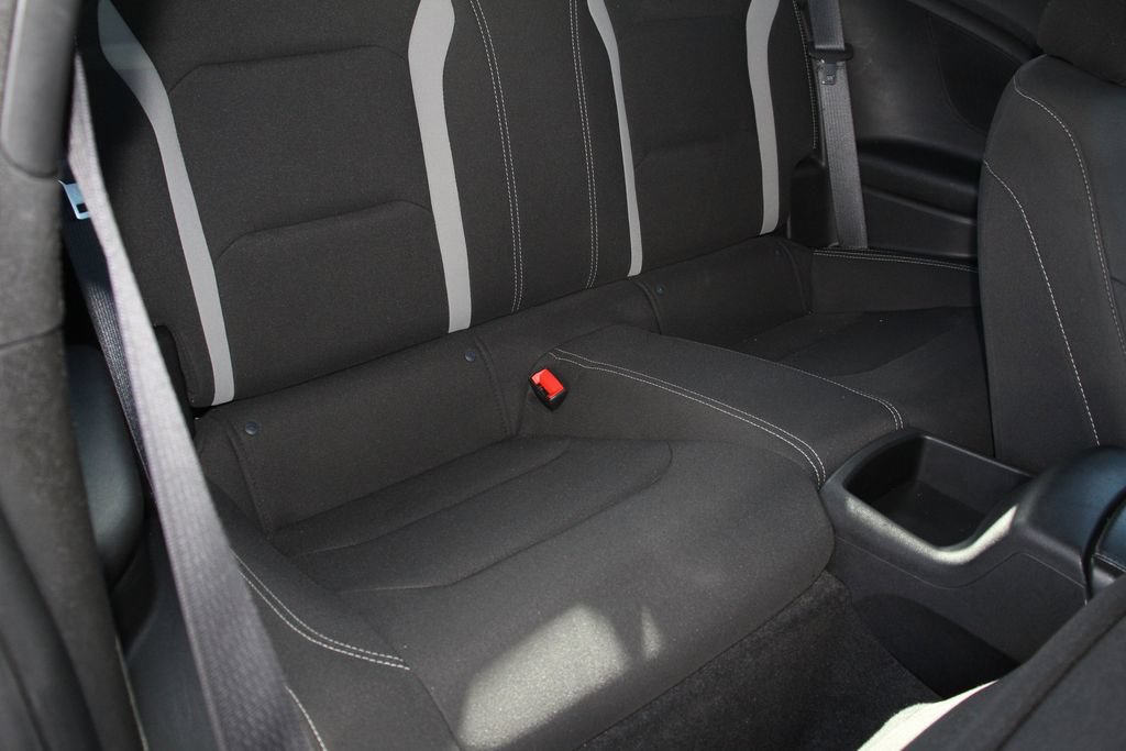 Used 2019 Chevrolet Camaro LT RWD image 26