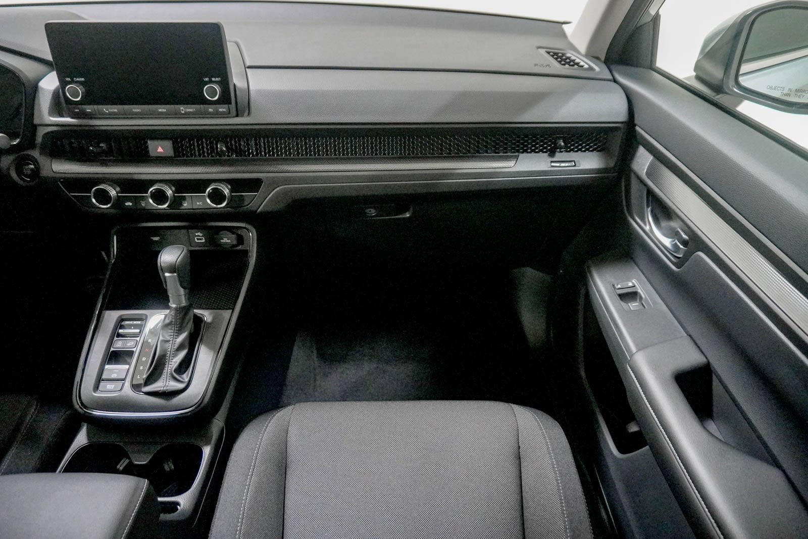 Used 2025 Honda CR-V LX image 28