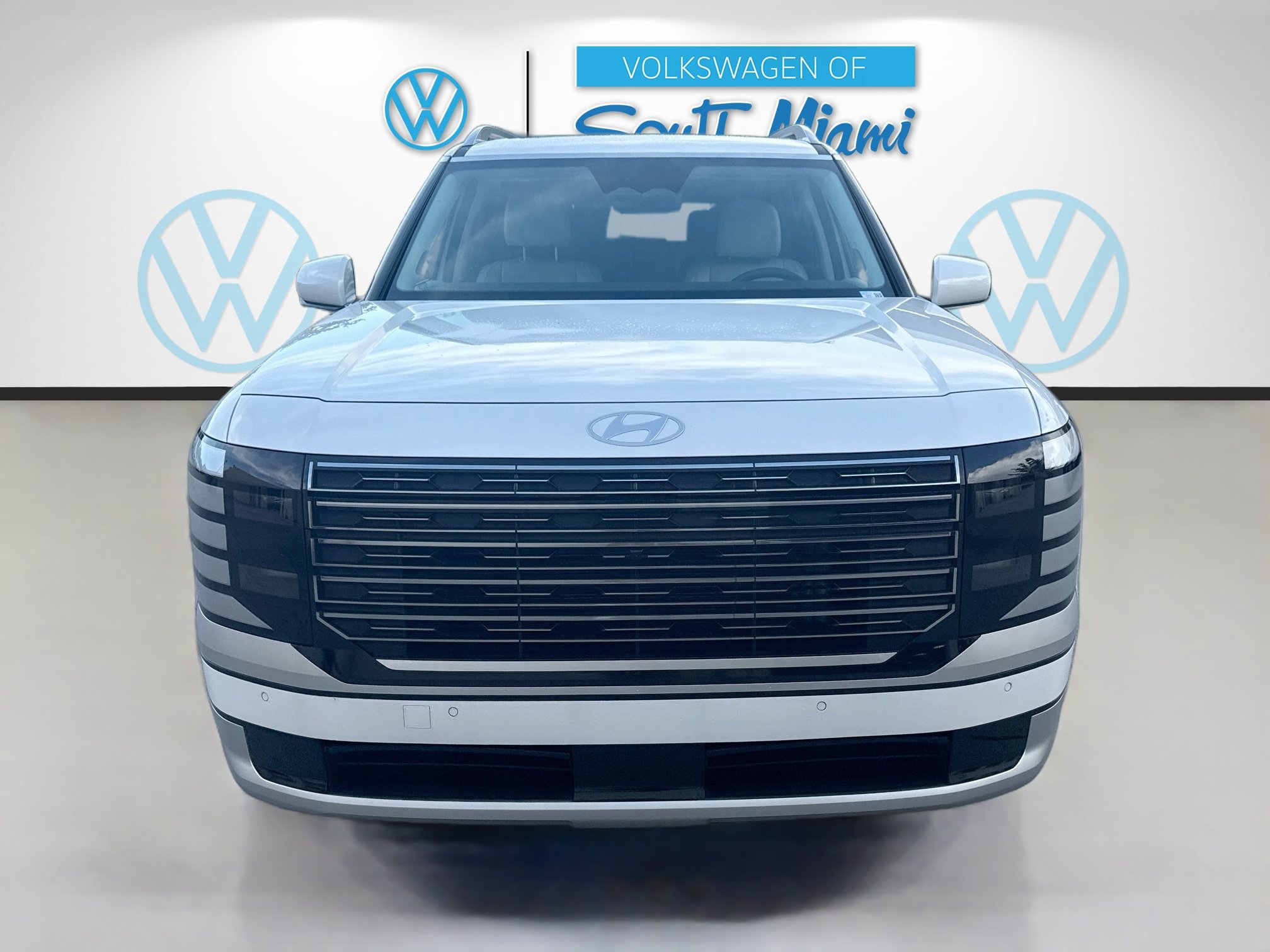 Used 2026 Hyundai Palisade Calligraphy FWD image 2
