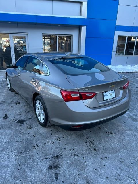 Used 2024 Chevrolet Malibu LT image 3