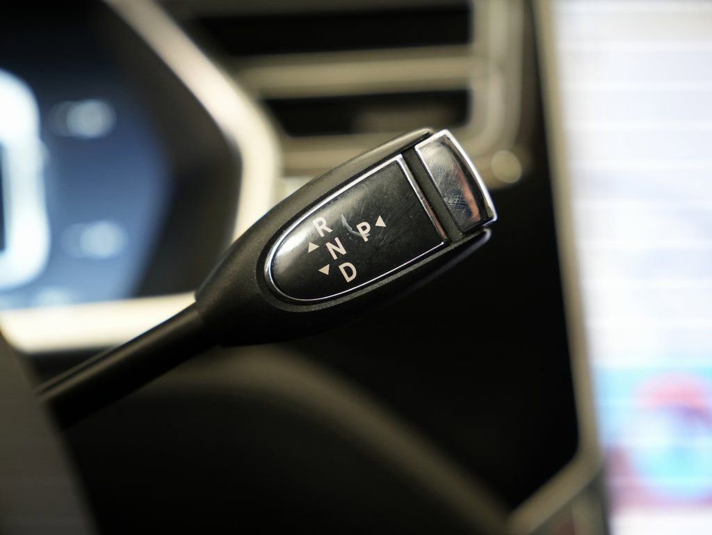 Used 2014 Tesla Model S 60 image 16