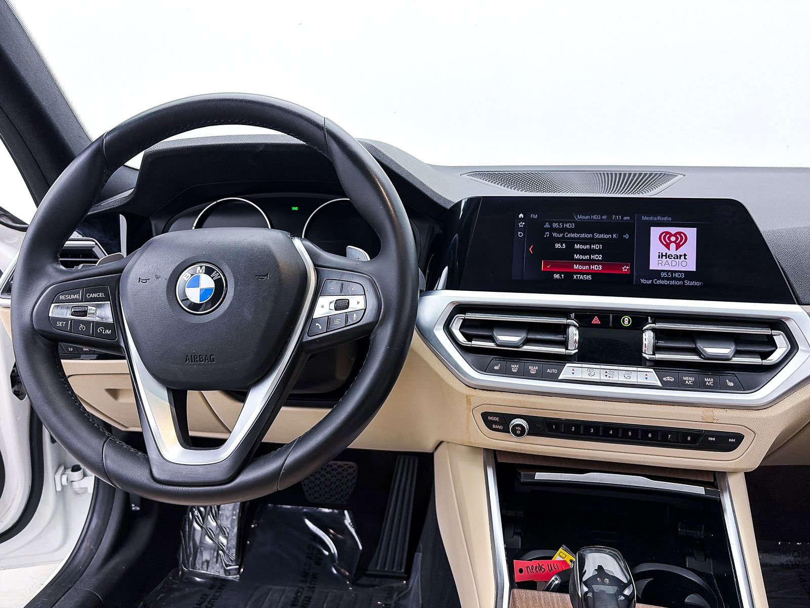 Used 2020 BMW 330i Sedan w/ Convenience Package RWD image 4
