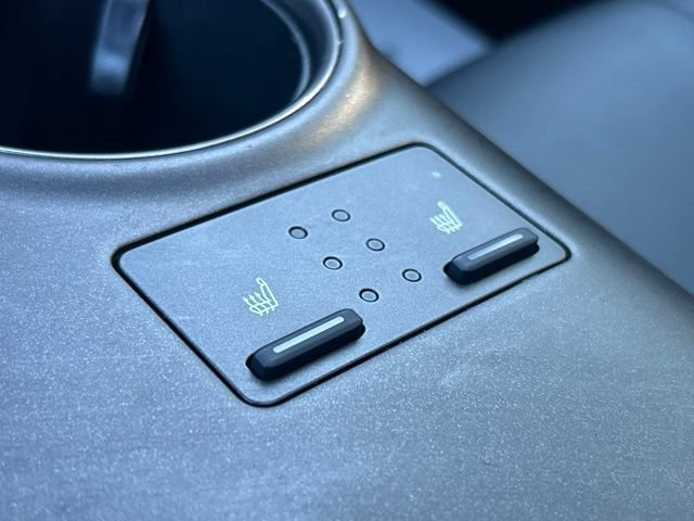 Certified 2022 Toyota Camry XSE FWD image 59