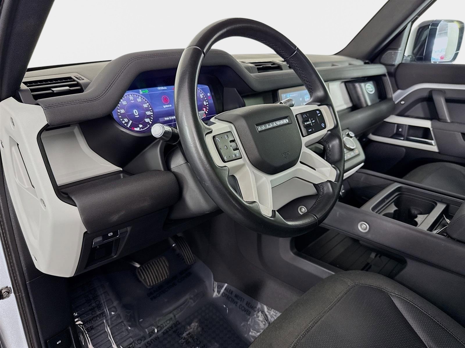 Used 2020 Land Rover Defender 110 First Edition image 10