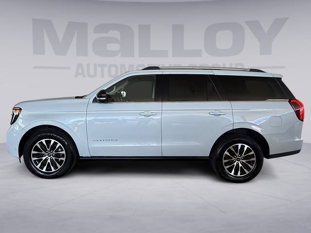Used 2025 Ford Expedition Platinum AWD/4WD image 2