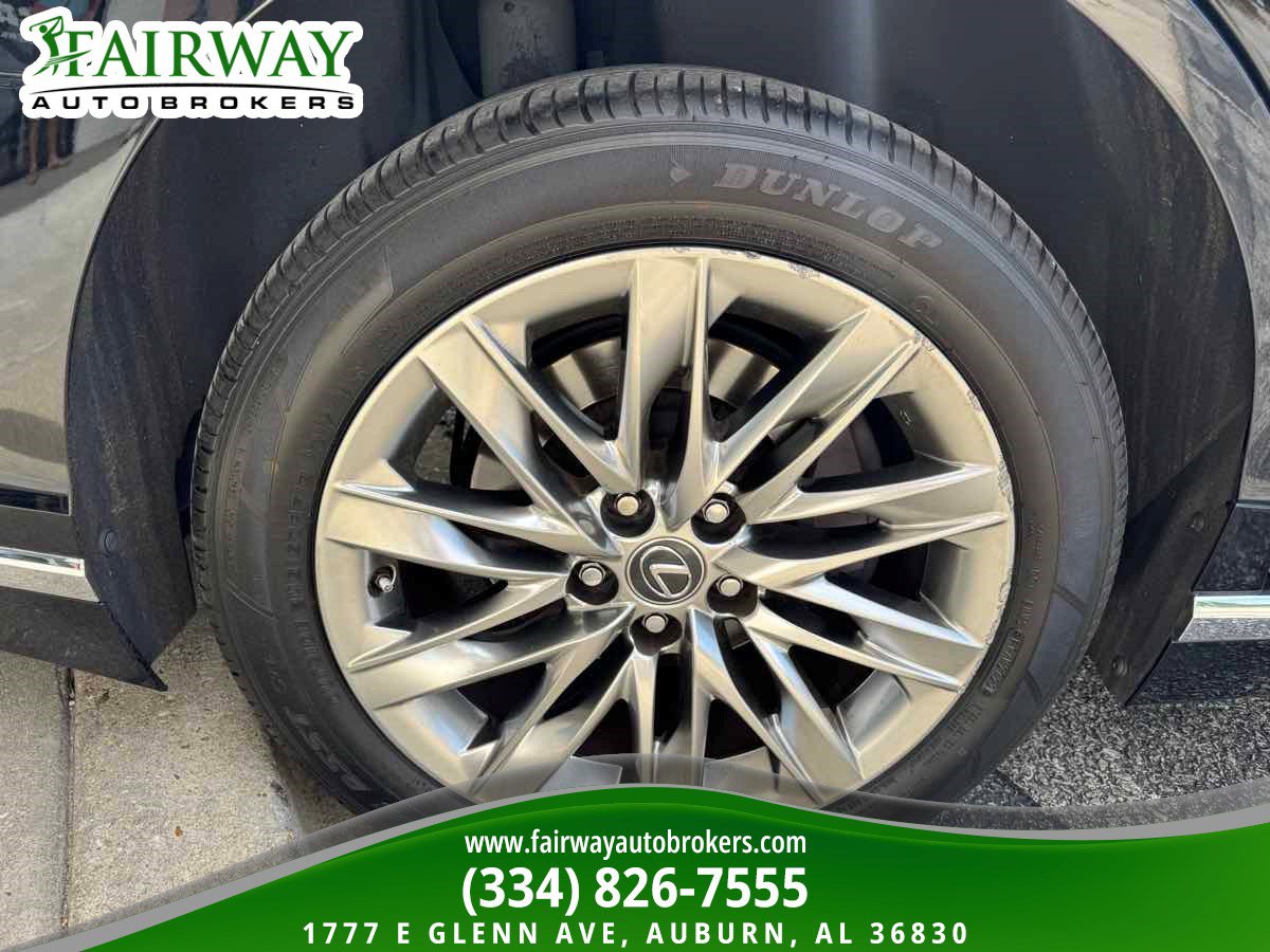 Used 2018 Lexus LS 500 w/ Interior Upgrade Package image 36