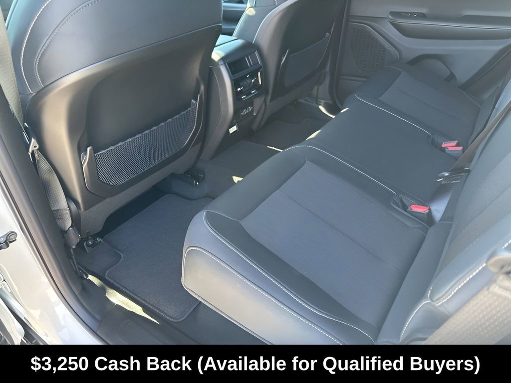 New 2025 Jeep Grand Cherokee Laredo X w/ Luxury Tech Group I RWD image 22