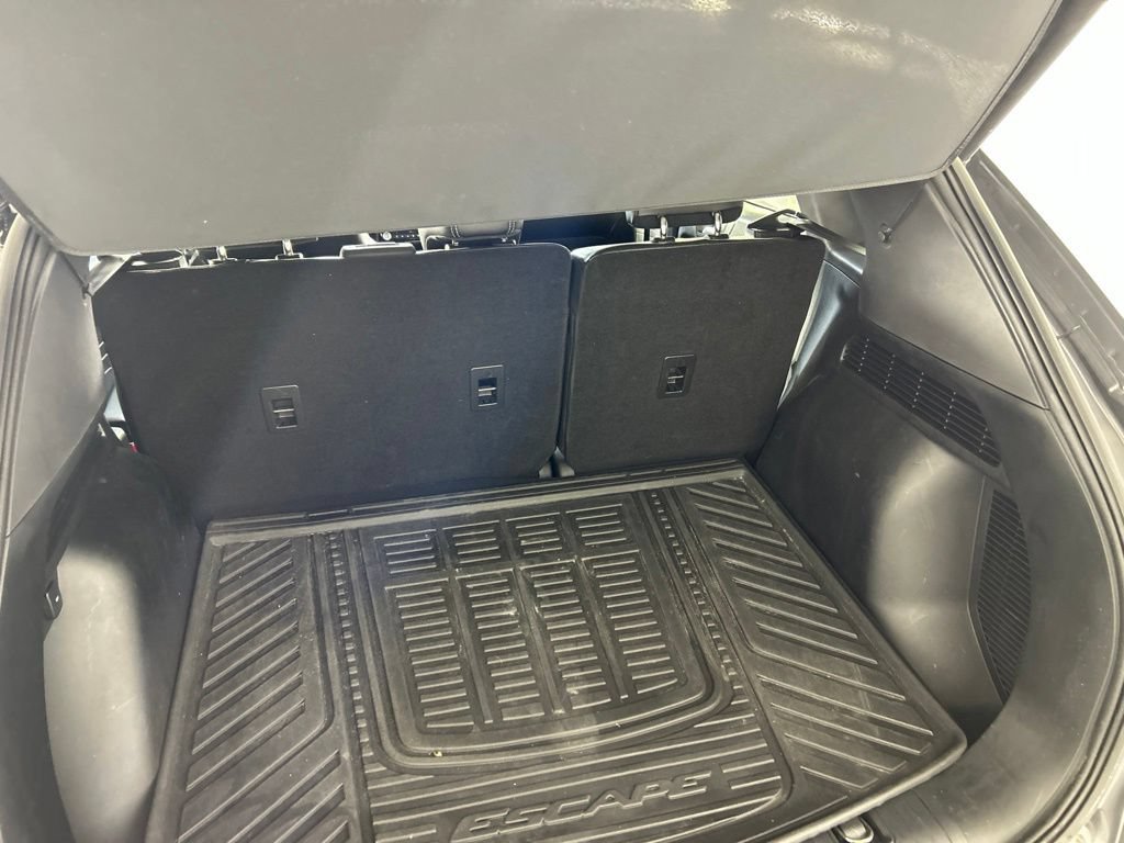Used 2023 Ford Escape Platinum AWD/4WD image 37