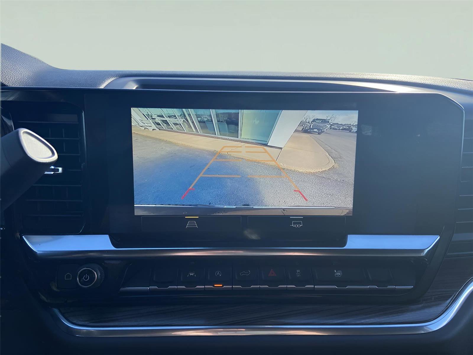 Used 2024 Chevrolet Silverado 1500 LT image 31