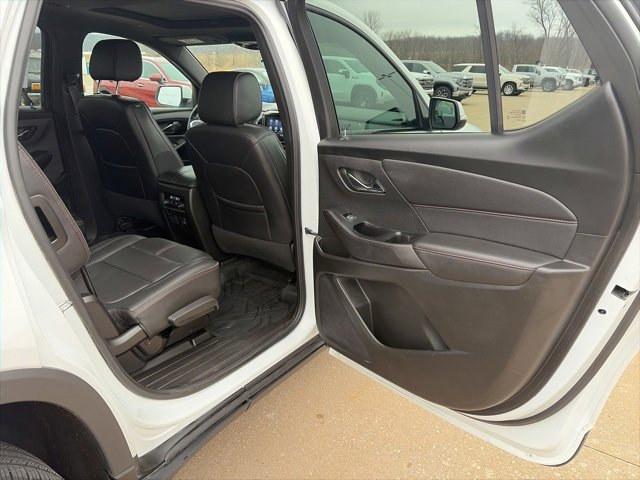 Used 2023 Chevrolet Traverse RS w/ LPO, Floor Liner Package image 43