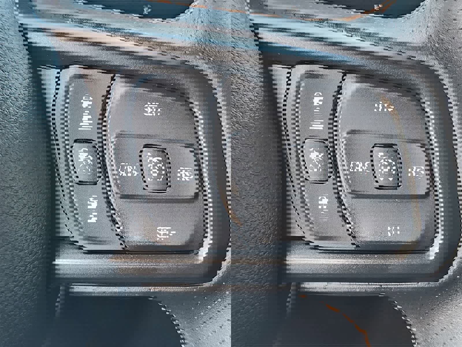 Used 2024 Jeep Gladiator Mojave image 18