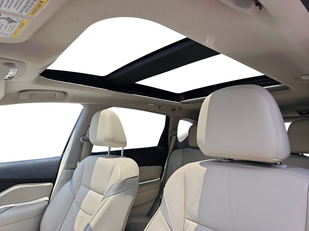 Used 2019 Nissan Murano Platinum FWD image 29