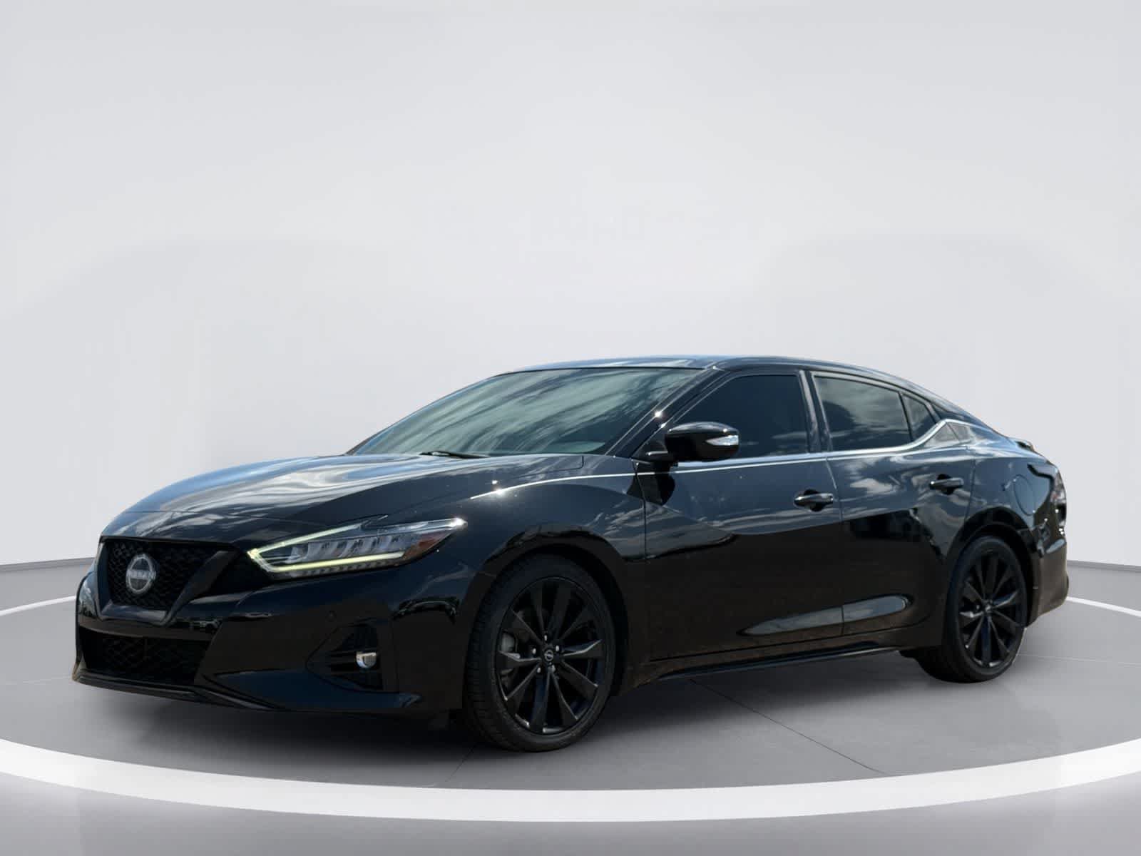 Used 2023 Nissan Maxima SR w/ Sport Mat Group FWD video 2