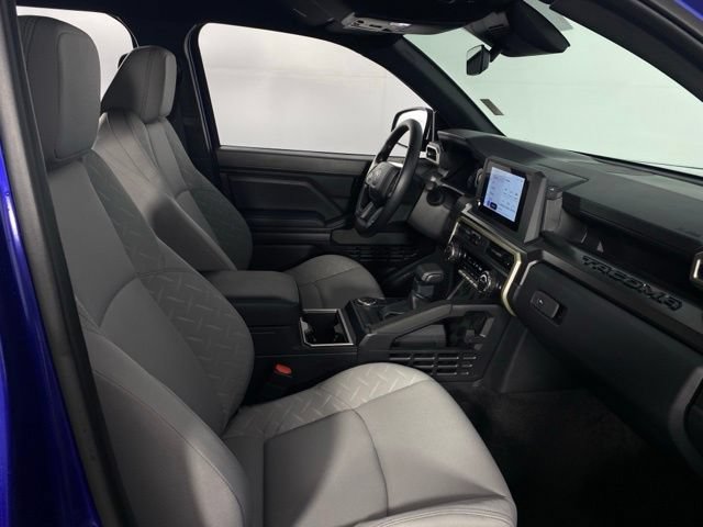 Used 2025 Toyota Tacoma SR5 RWD image 15