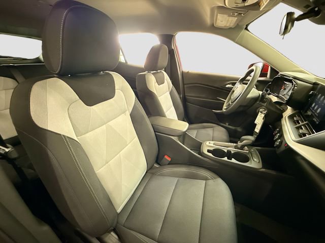 New 2026 Chevrolet Trax LS w/ LS Convenience Package image 28