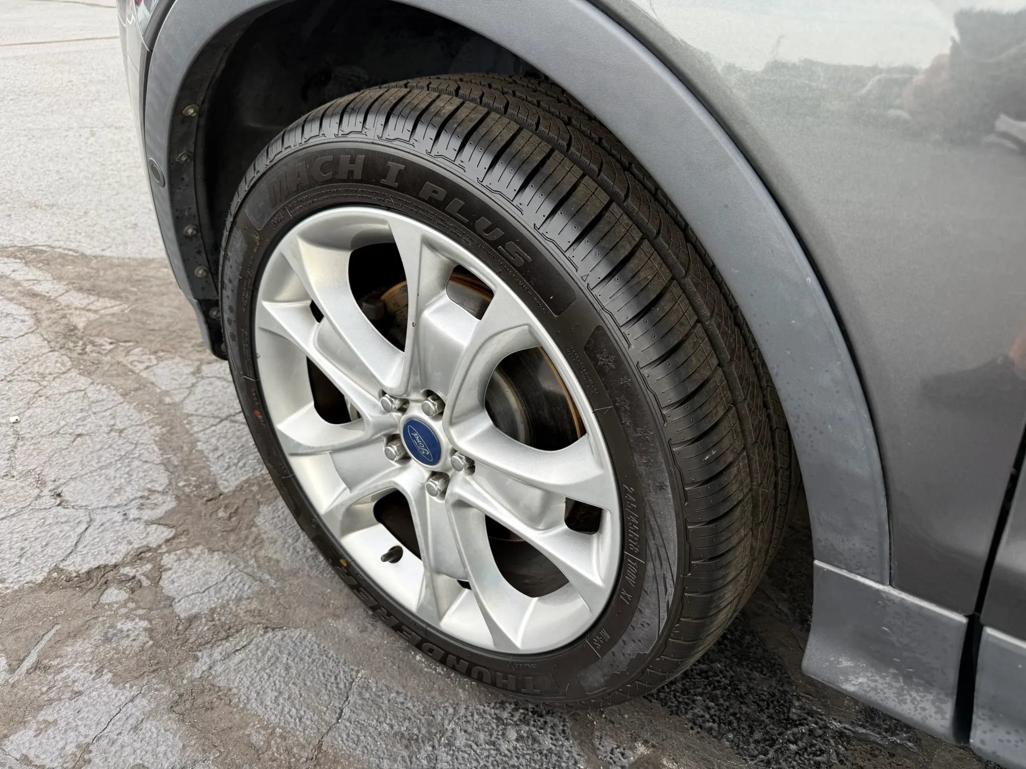 Used 2016 Ford Escape Titanium w/ Equipment Group 301A AWD/4WD image 39