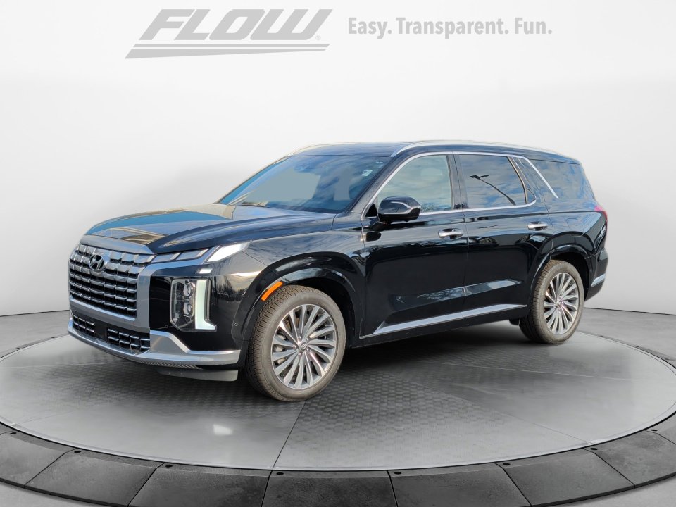 Used 2023 Hyundai Palisade Calligraphy image 3