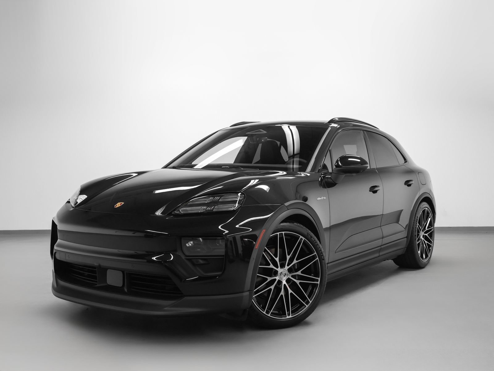 New 2026 Porsche Macan 4 Electric AWD/4WD image 1