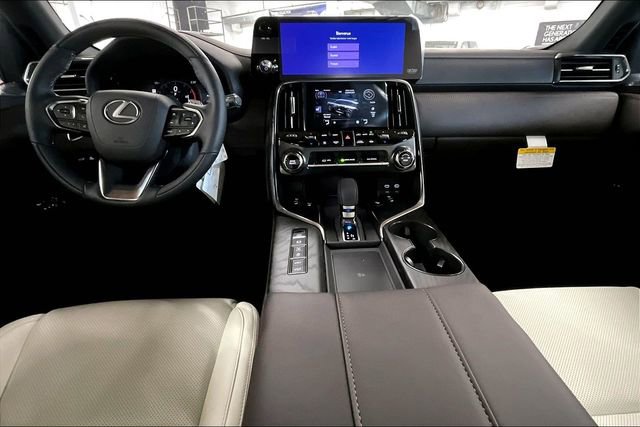 New 2026 Lexus LX 700h Luxury image 5