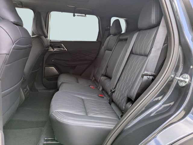 New 2026 Mitsubishi Outlander SEL Black Edition FWD image 15