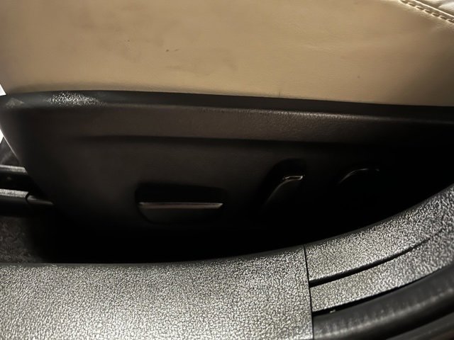 Used 2024 MAZDA MAZDA3 s image 16