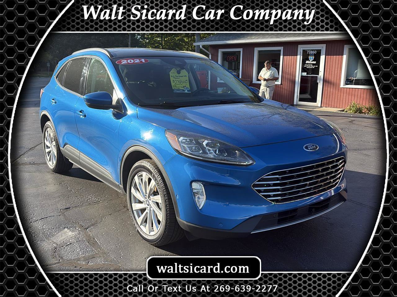 Used 2021 Ford Escape Titanium w/ Titanium Elite Package AWD/4WD image 1