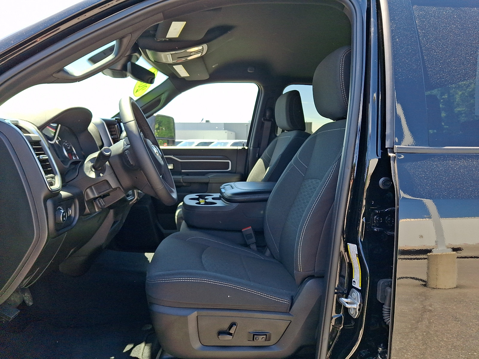 Used 2025 RAM 2500 Big Horn AWD/4WD image 13